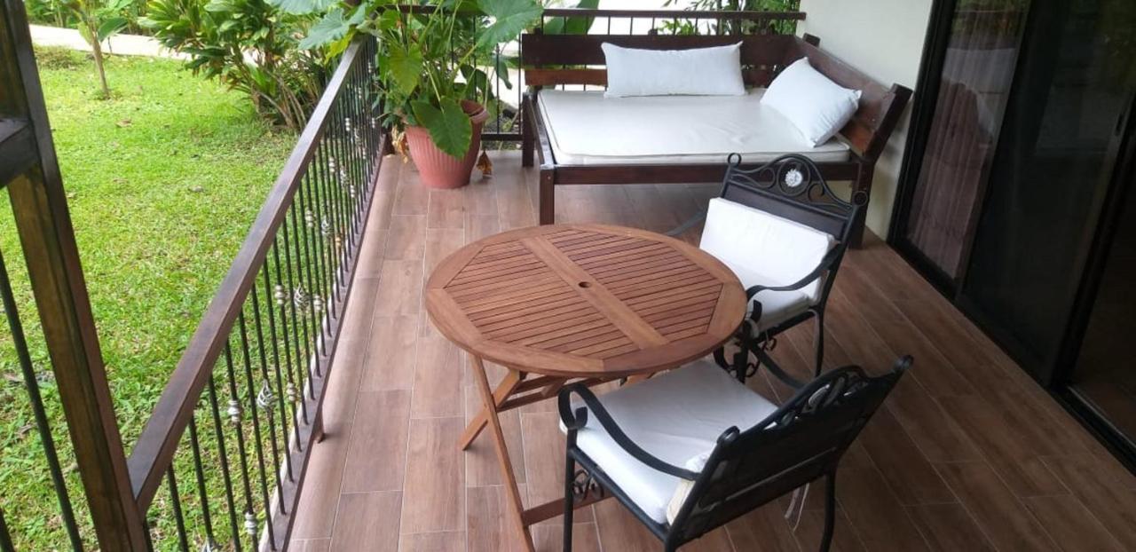 Tropical Suites & Villas La Fortuna Exterior foto